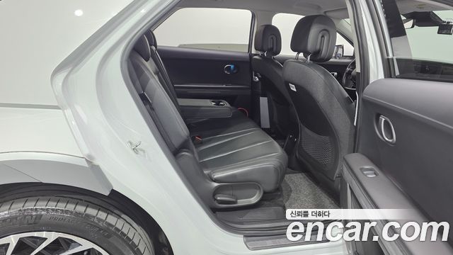 Hyundai Ioniq5 2022 — photo 12