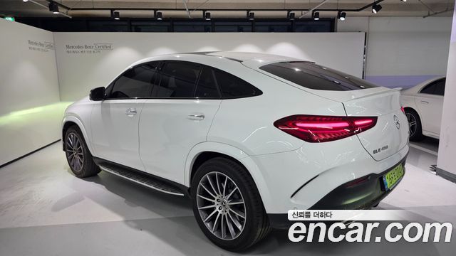 Mercedes-Benz GLE-Class 2026 — photo 3