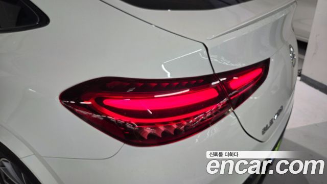 Mercedes-Benz GLE-Class 2026 — photo 13