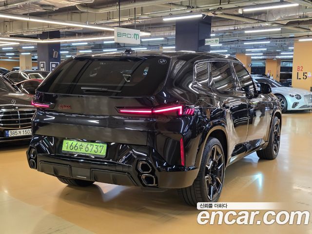 BMW XM 2026 — photo 2