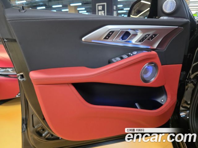 BMW XM 2026 — photo 18