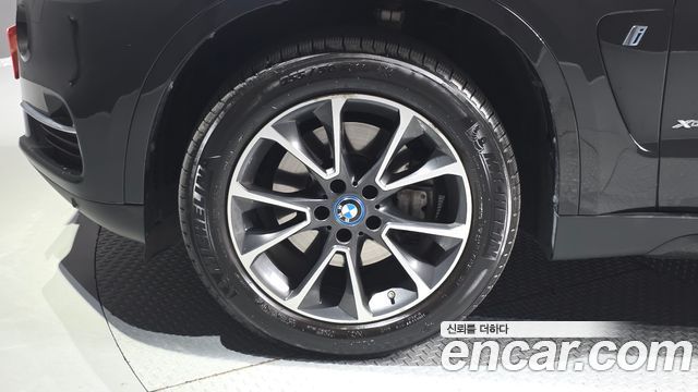 BMW X5 2018 — photo 5