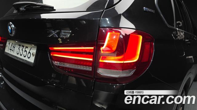 BMW X5 2018 — photo 9