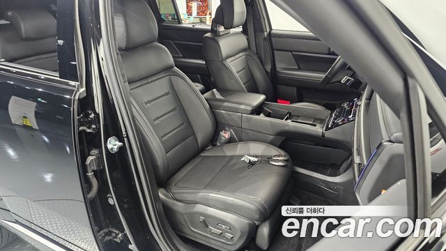 Hyundai Santafe 2025 — photo 18
