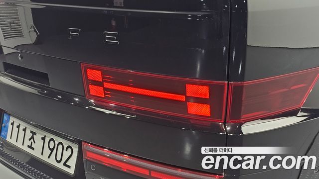 Hyundai Santafe 2025 — photo 9