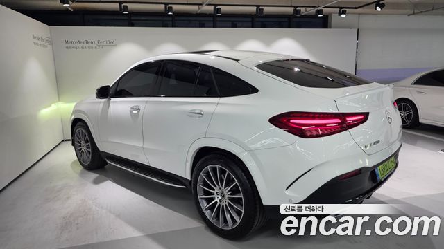 Mercedes-Benz GLE-Class 2026 — photo 3