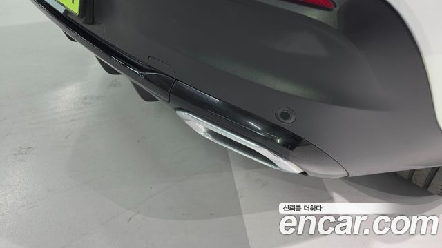 Mercedes-Benz GLE-Class 2026 — photo 10