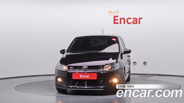 Volkswagen Polo 2016 — photo 3