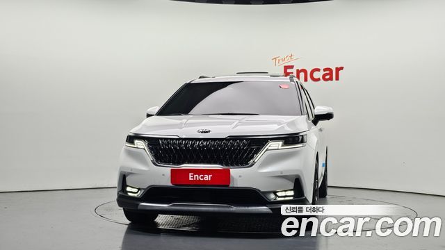 Kia Canival 2021 — photo 3