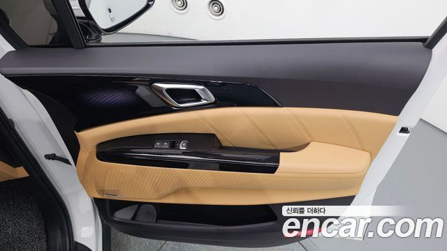 Kia Canival 2021 — photo 15