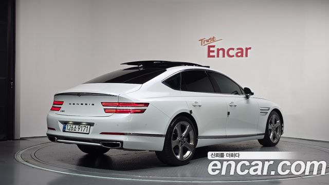 Genesis G80 2022 — photo 2