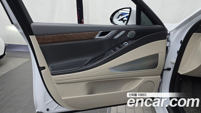 Genesis G80 2022 — photo 14