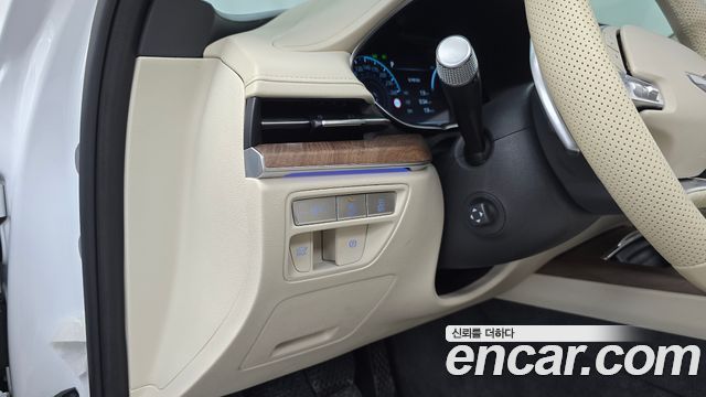 Genesis G80 2022 — photo 28