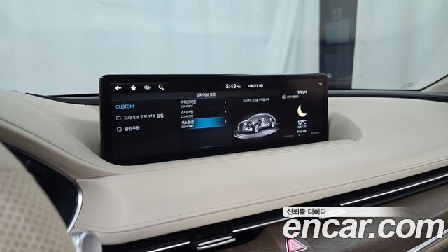 Genesis G80 2022 — photo 33