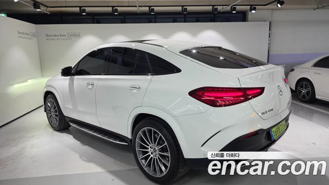 Mercedes-Benz GLE-Class 2026 — photo 3