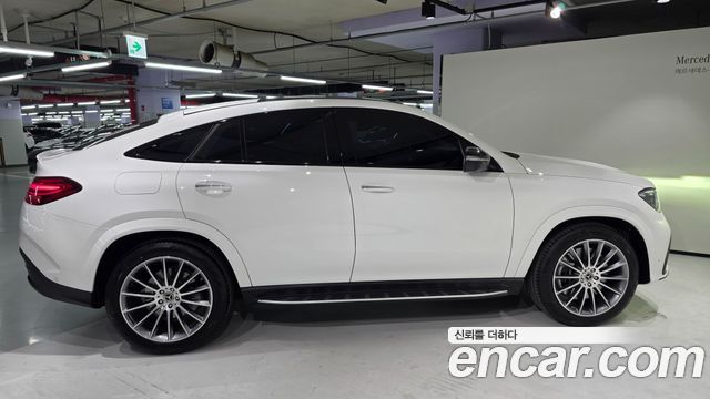 Mercedes-Benz GLE-Class 2026 — photo 8