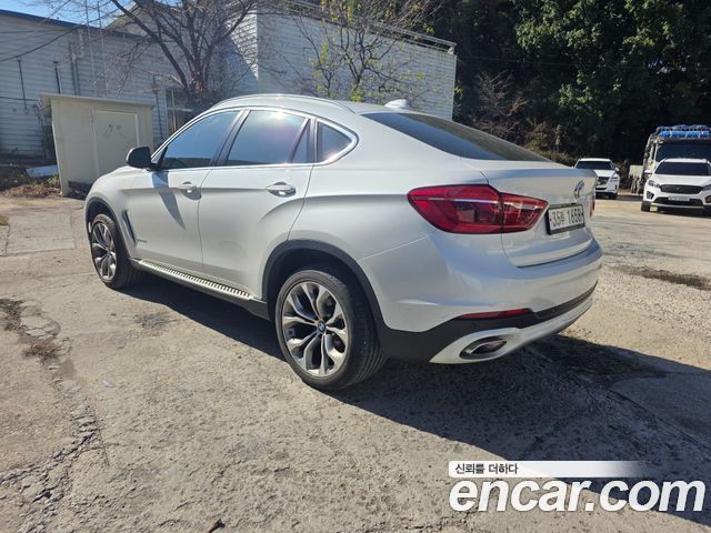 BMW X6 2019 — photo 13