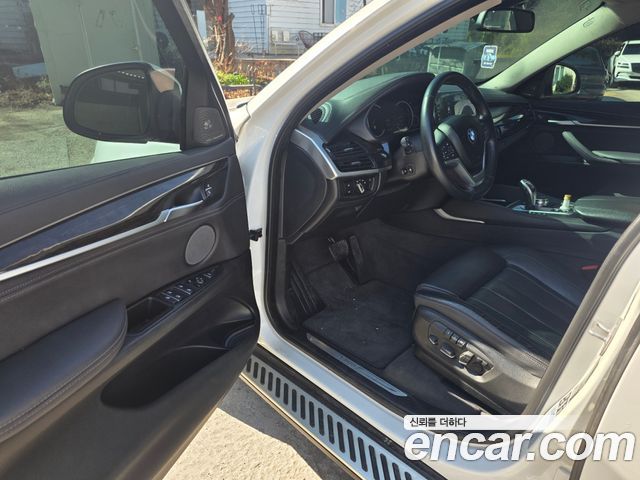 BMW X6 2019 — photo 18