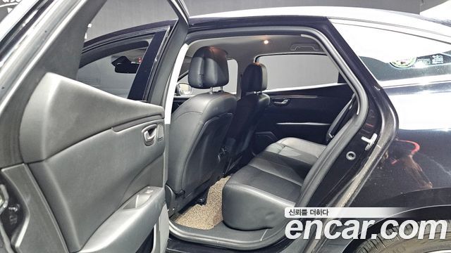 Renault Korea SM6 2019 — photo 17