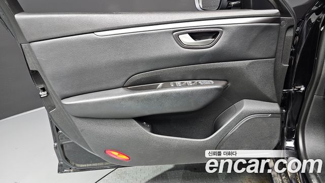 Renault Korea SM6 2019 — photo 14