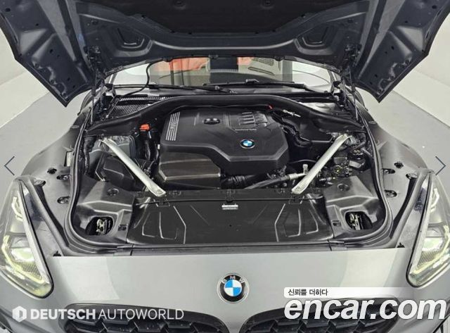 BMW Z4 2023 — photo 7