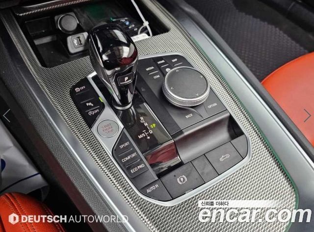 BMW Z4 2023 — photo 10