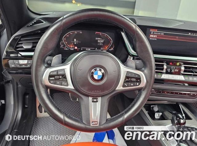 BMW Z4 2023 — photo 14