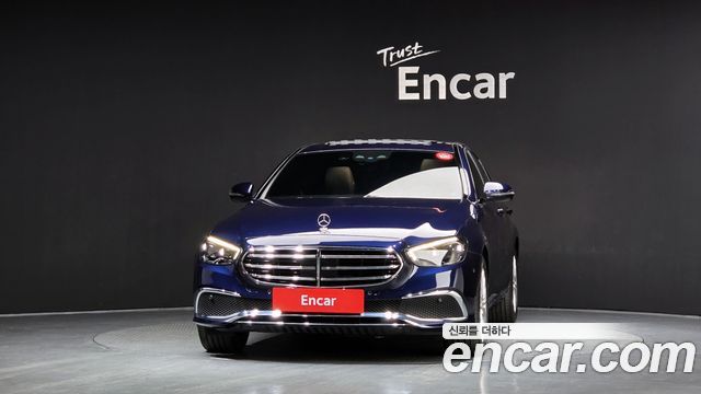 Mercedes-Benz E-Class 2021 — photo 3