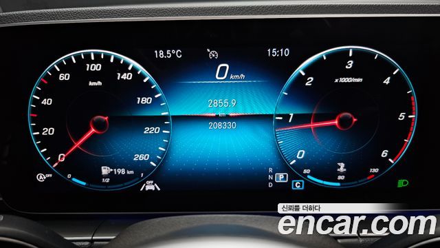 Mercedes-Benz GLE-Class 2020 — photo 8