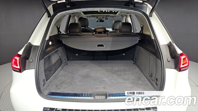 Mercedes-Benz GLE-Class 2020 — photo 20