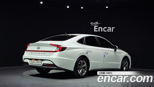 Hyundai Sonata 2022 — photo 2