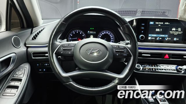 Hyundai Sonata 2022 — photo 21