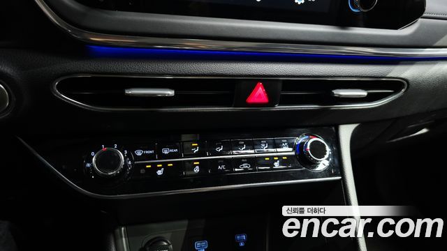 Hyundai Sonata 2022 — photo 30