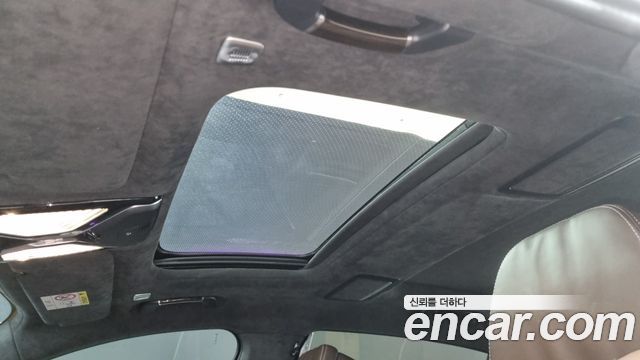 BMW 7-Series 2022 — photo 12
