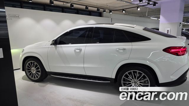 Mercedes-Benz GLE-Class 2026 — photo 8