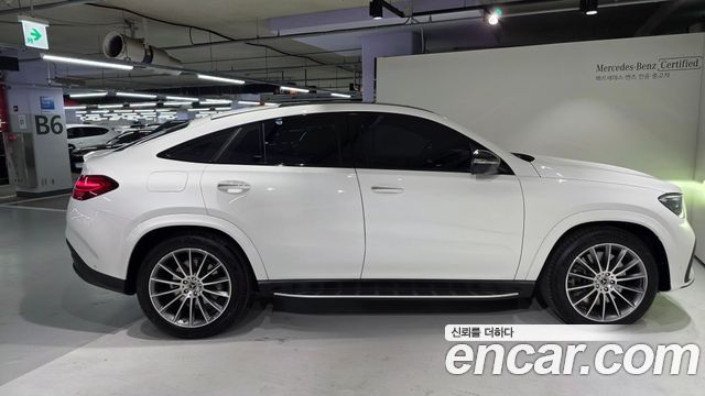 Mercedes-Benz GLE-Class 2026 — photo 9