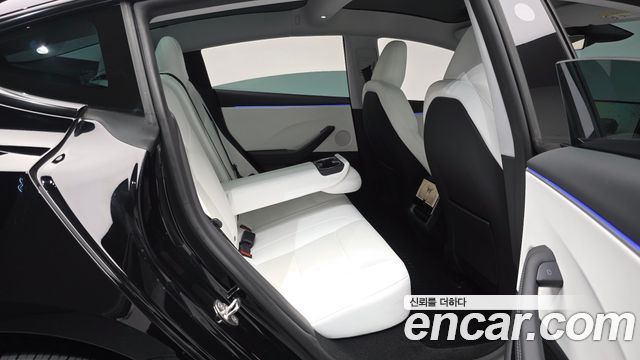 Tesla Model 3 2024 — photo 17