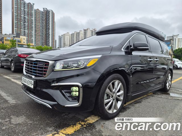 Kia Canival 2020 — photo 1