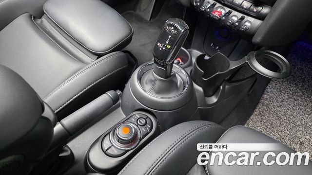 Mini Cooper 2020 — photo 12