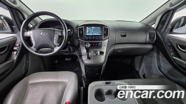 Hyundai Starex 2017 — photo 7