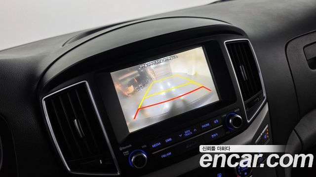Hyundai Starex 2017 — photo 14