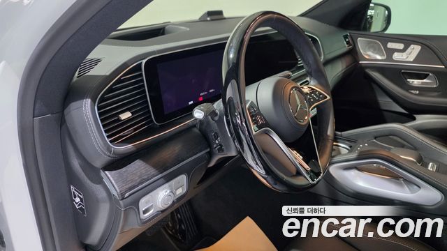 Mercedes-Benz GLE-Class 2026 — photo 15