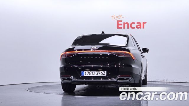 Hyundai Grandeur 2022 — photo 4