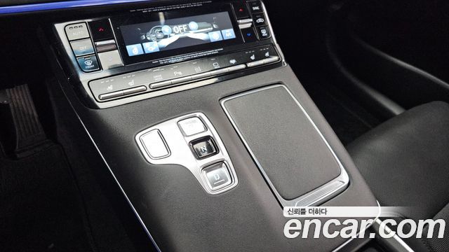 Hyundai Grandeur 2022 — photo 12