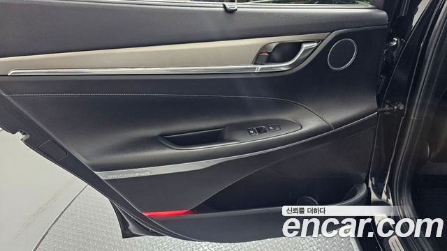 Hyundai Grandeur 2022 — photo 15