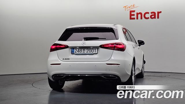 Mercedes-Benz A-Class 2024 — photo 4