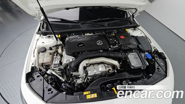 Mercedes-Benz A-Class 2024 — photo 6