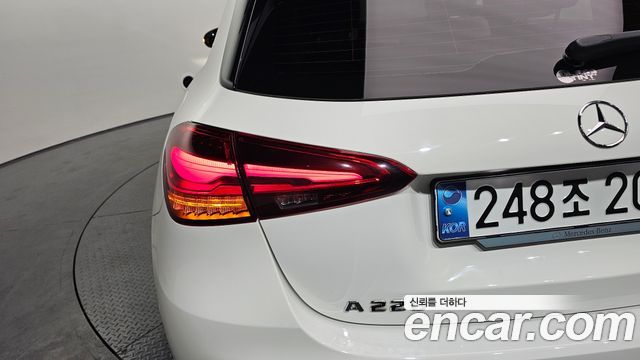 Mercedes-Benz A-Class 2024 — photo 9