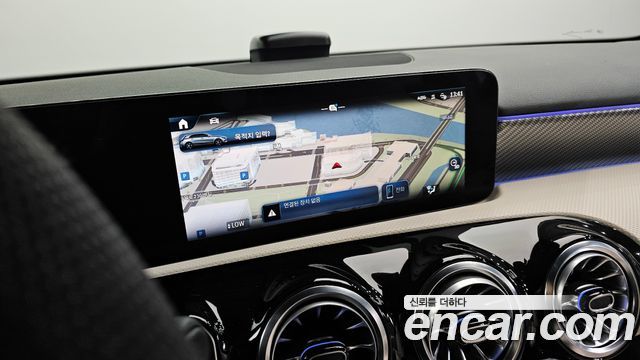 Mercedes-Benz A-Class 2024 — photo 27