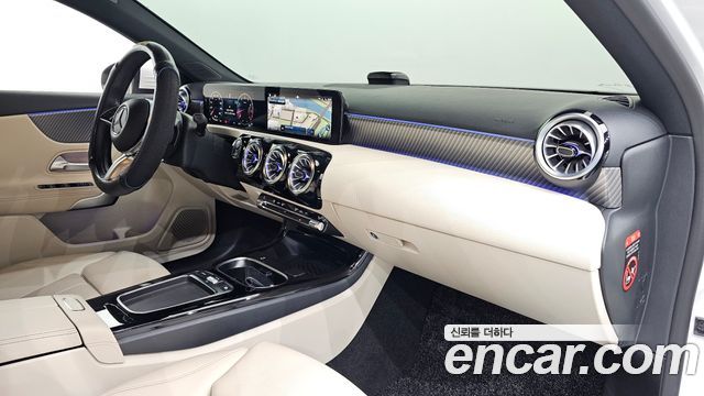 Mercedes-Benz A-Class 2024 — photo 28